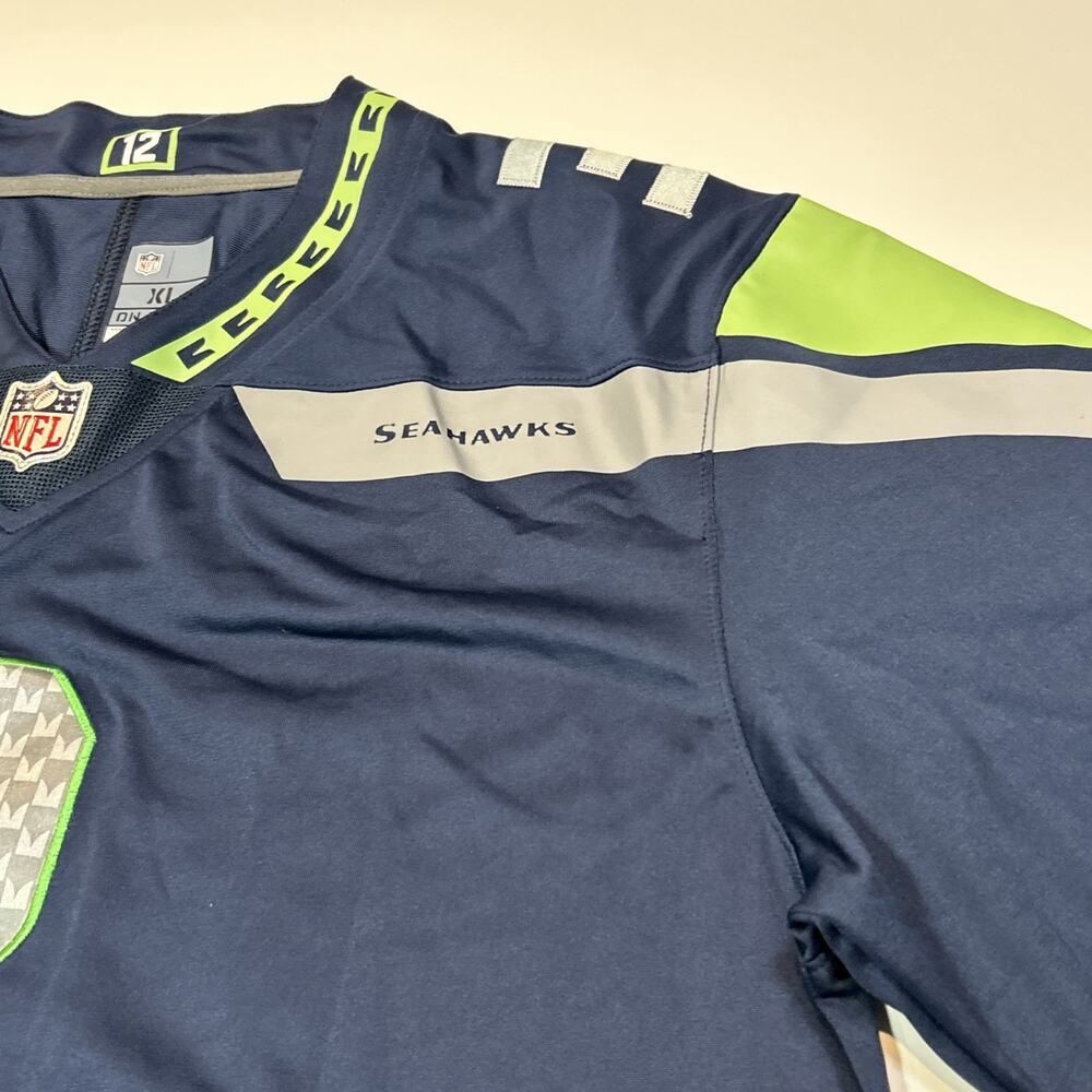 Seattle Seahawks Mens Jersey Size XL Extra Large Russell Wilson NFL Football - Picture 11 of 16